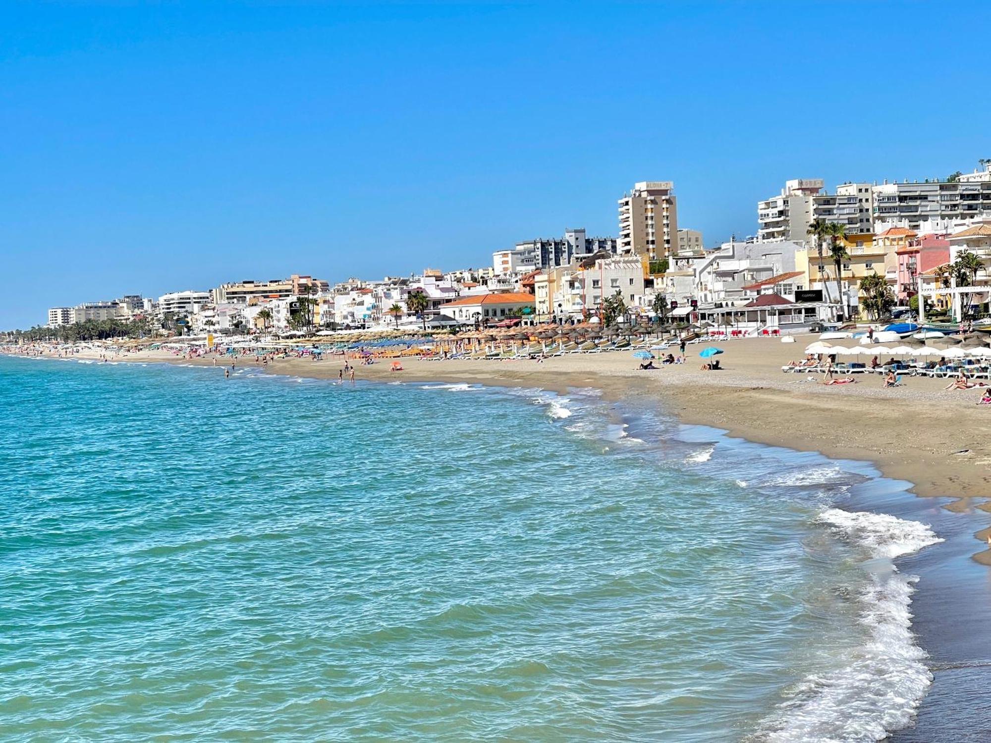 Gorgeous Apartment At The Sea In La Carihuela! Torremolinos Kültér fotó
