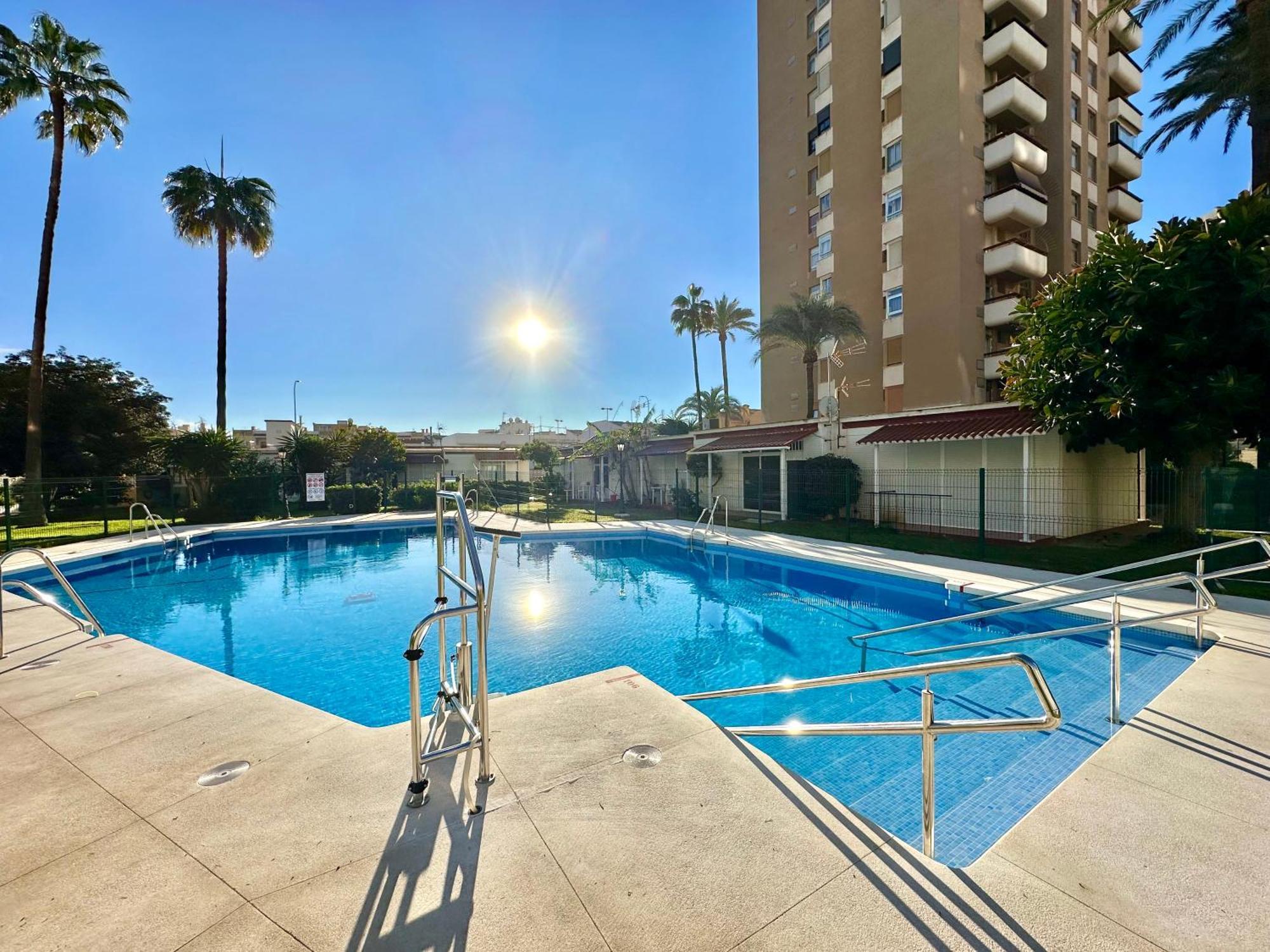 Gorgeous Apartment At The Sea In La Carihuela! Torremolinos Kültér fotó