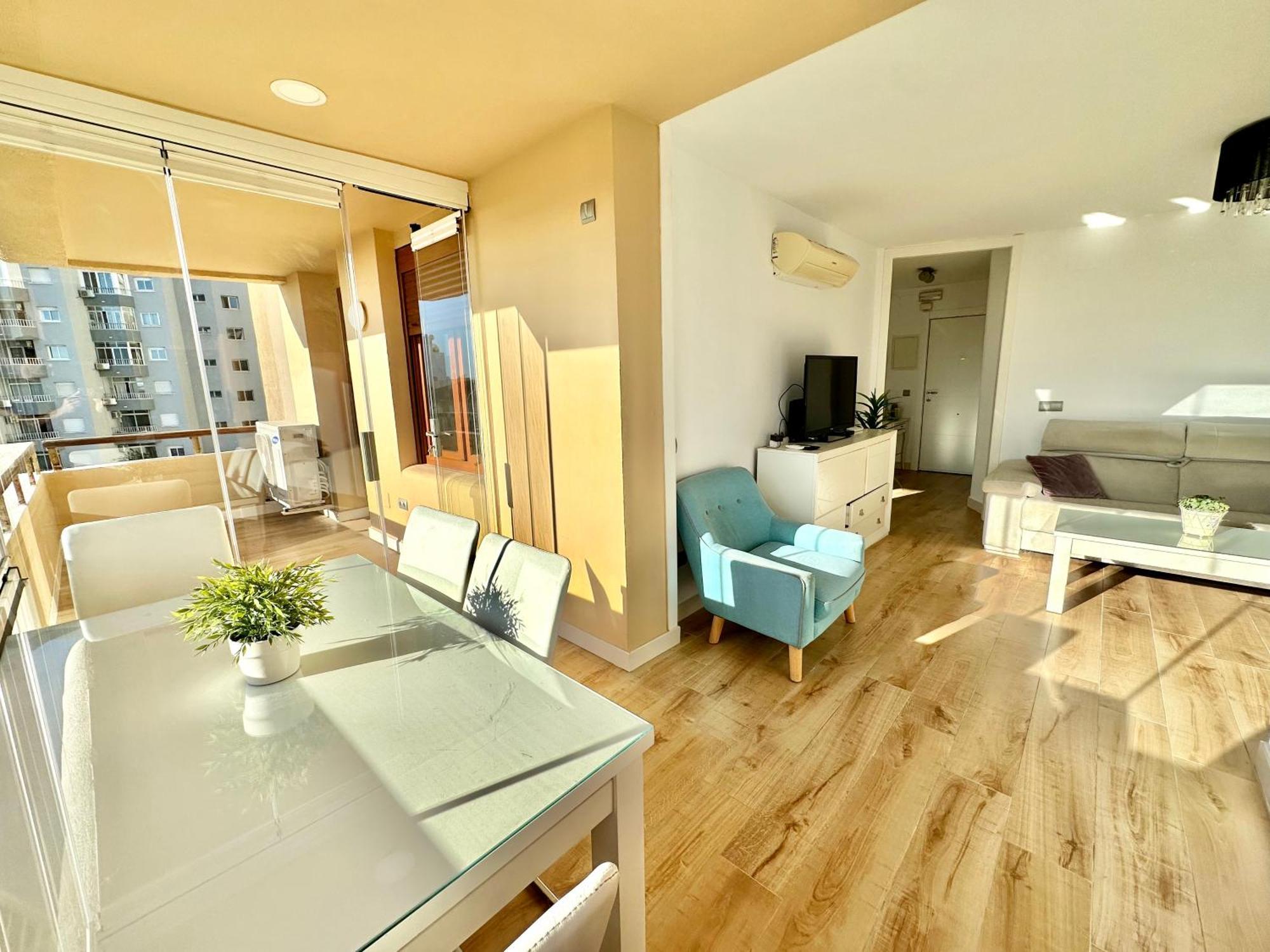 Gorgeous Apartment At The Sea In La Carihuela! Torremolinos Kültér fotó
