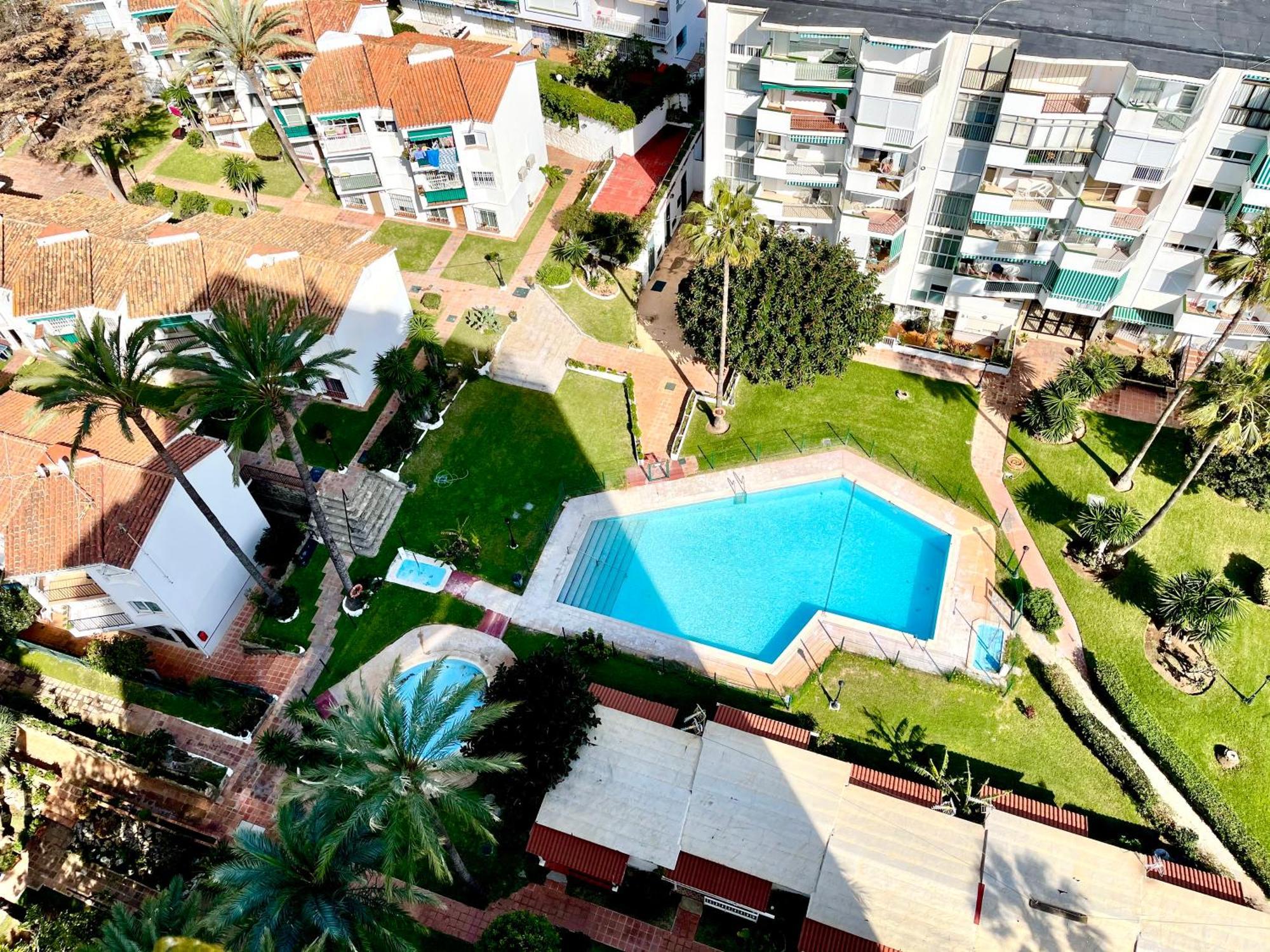Gorgeous Apartment At The Sea In La Carihuela! Torremolinos Kültér fotó